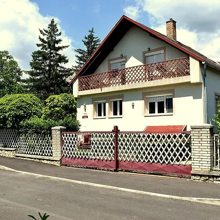 Tanay Vendeghaz Дом отдыха *